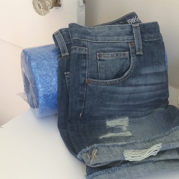 Mossimo factory distressed boyfriend jeans shorts - Picture 3 of 5